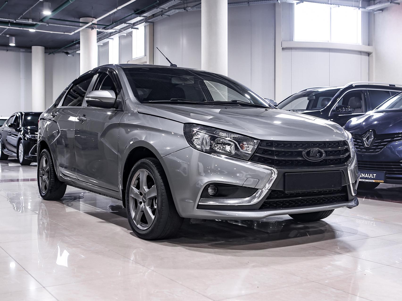 Купить Vesta с пробегом