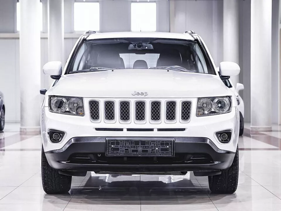 Купить Compass с пробегом