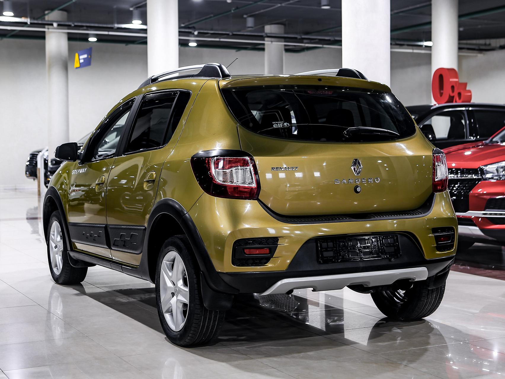 Купить Sandero с пробегом