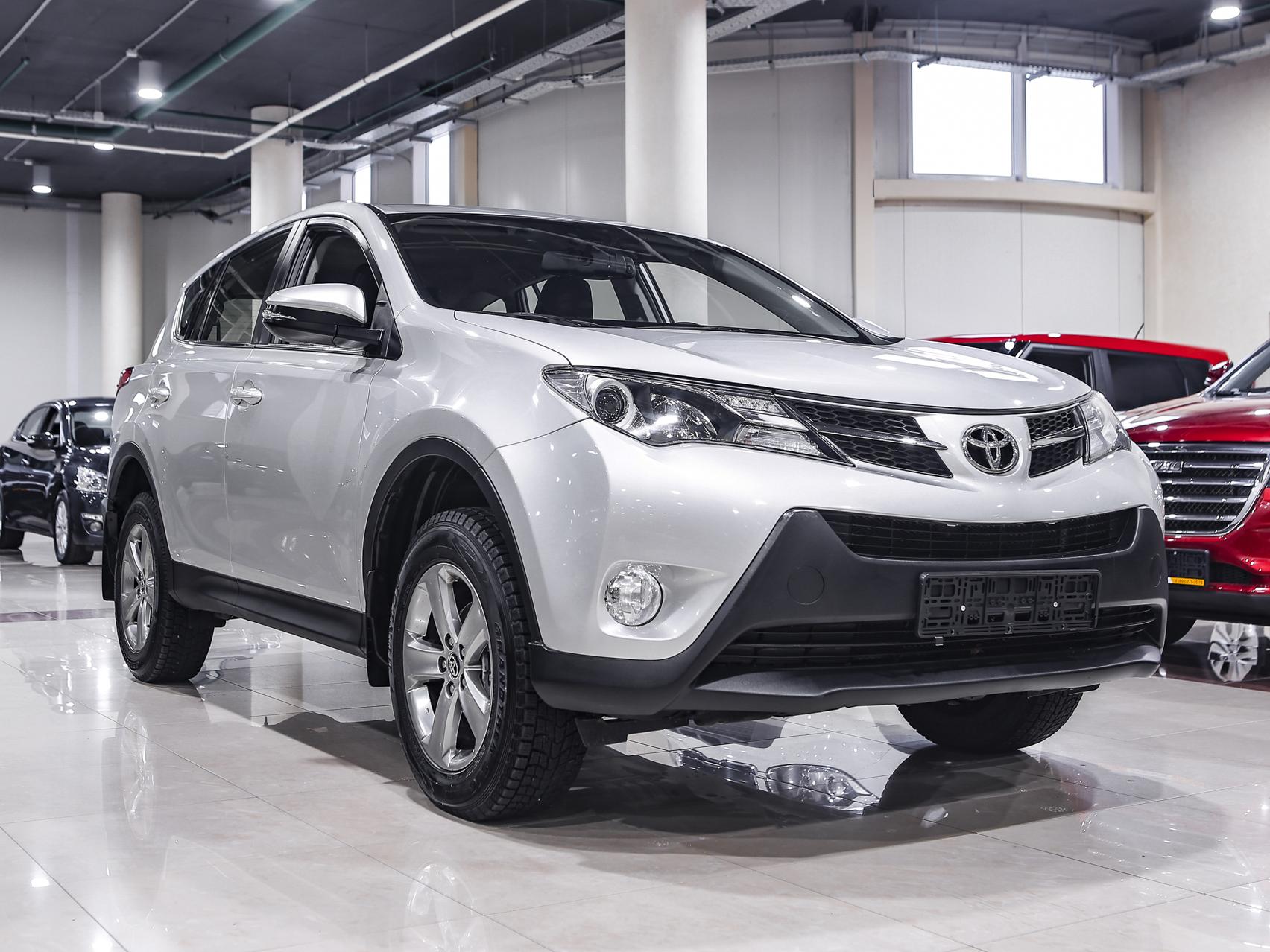 Купить RAV4 с пробегом